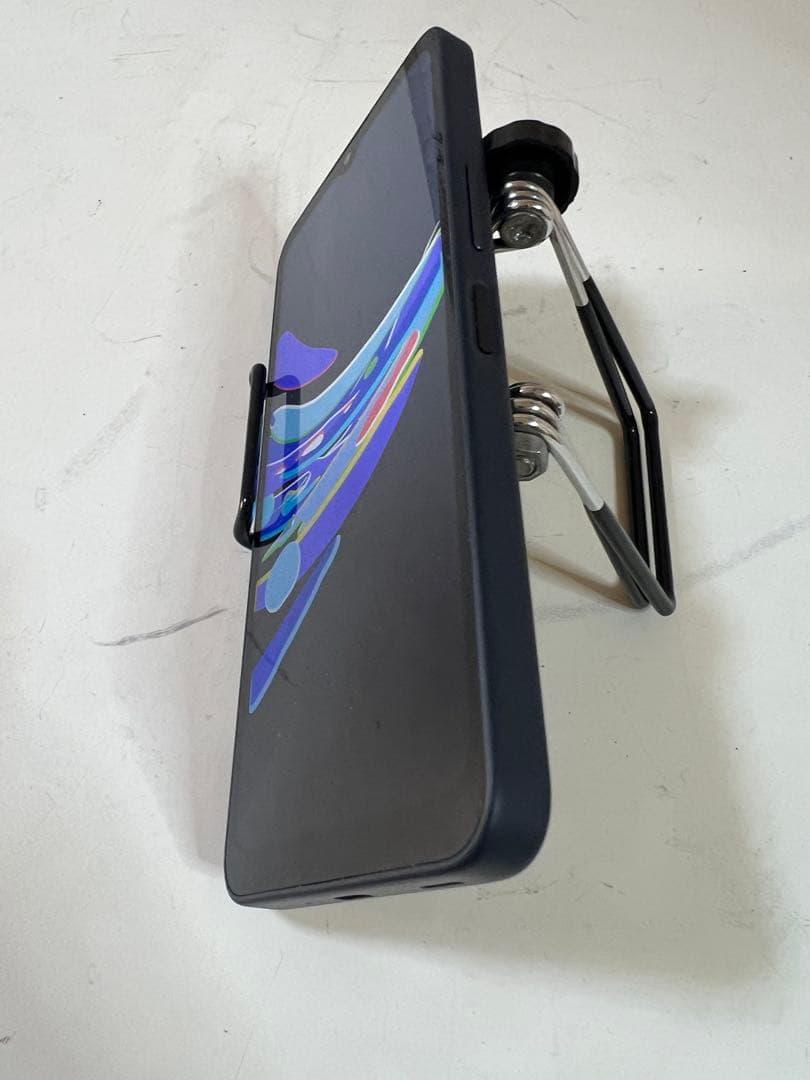 AQUOS wish 4 NTT docomo ダークブルー