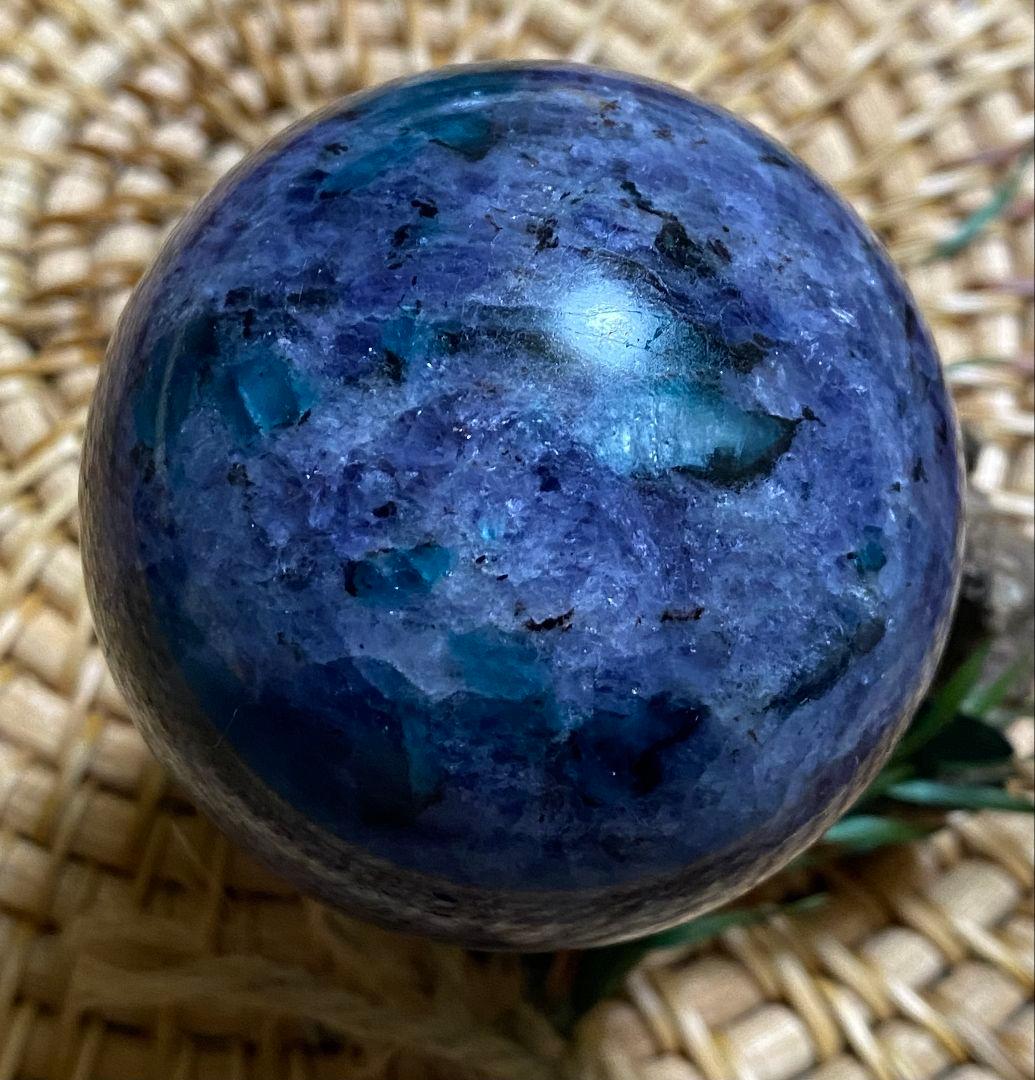 ★アイオライト with カイヤナイト エメラルド 共生★スフィア