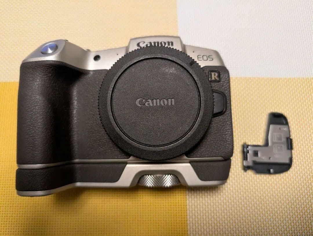 Canon EOS RP ミラーレス一眼 ゴールド