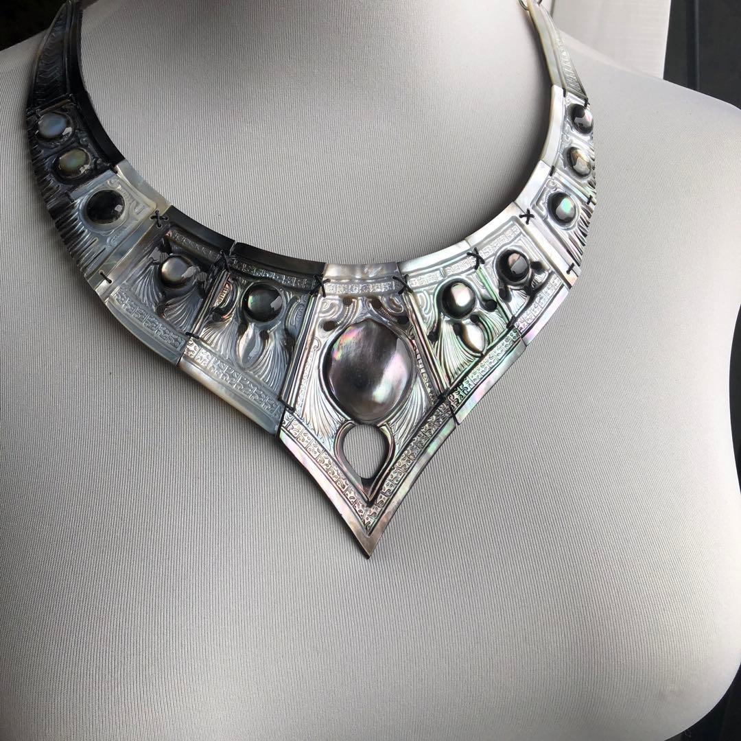 タヒチ産　黒蝶彫刻　マペパール　ネックレス