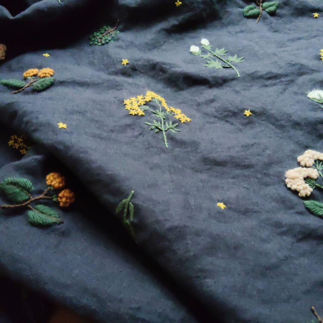 【アンちゃん様オーダー専用ページ】リネン刺繍　クッションカバー