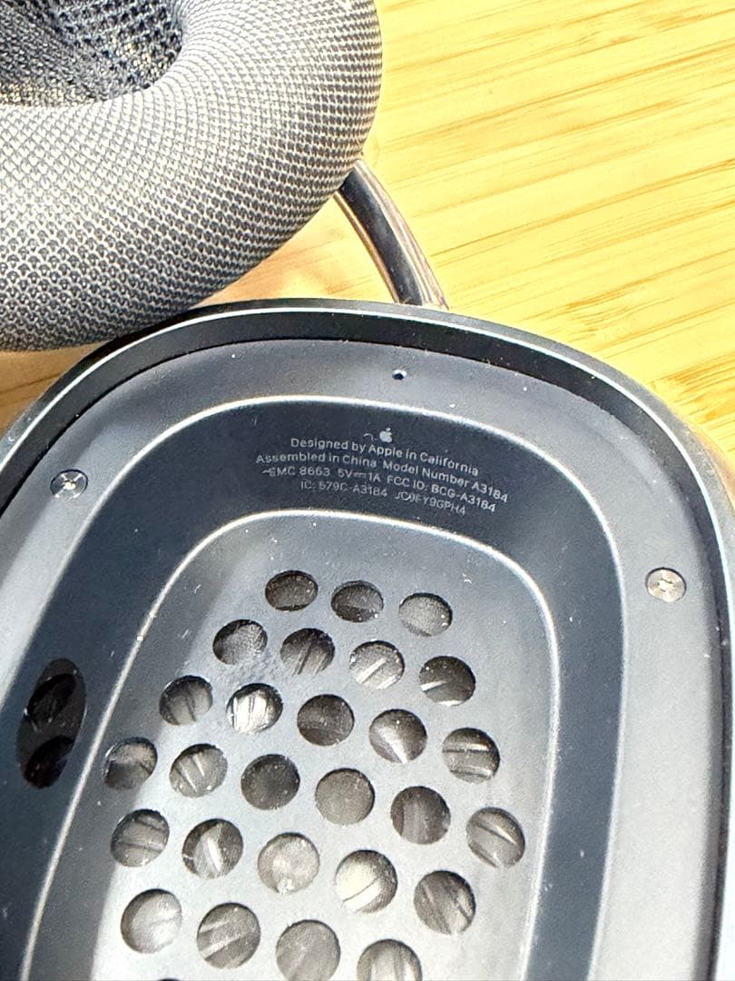 ブラックAirpods MAX