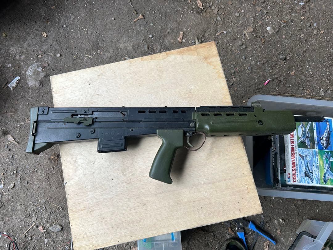 レトロ　ガスガン ？　エアーガン