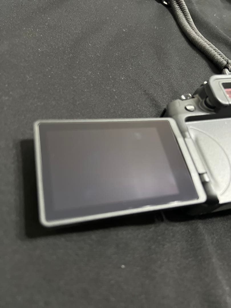 Canon EOS RPミラーレスカメラ 本体
