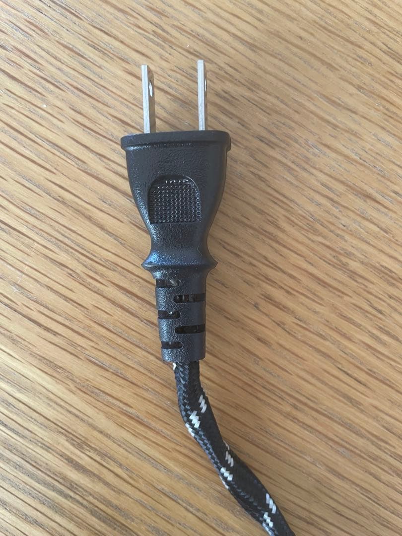 ニット専用のスチームアイロン N-70 分散式 磯田電気製作所