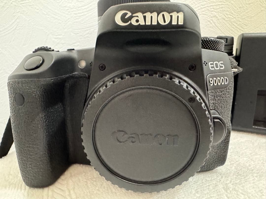 Canon EOS 9000D デジタル一眼レフカメラ　レンズ2個セット