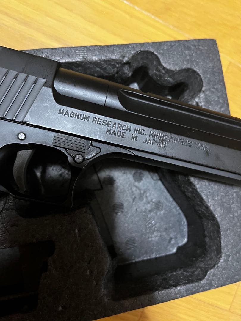 DESERT EAGLE .50AE ガスガン