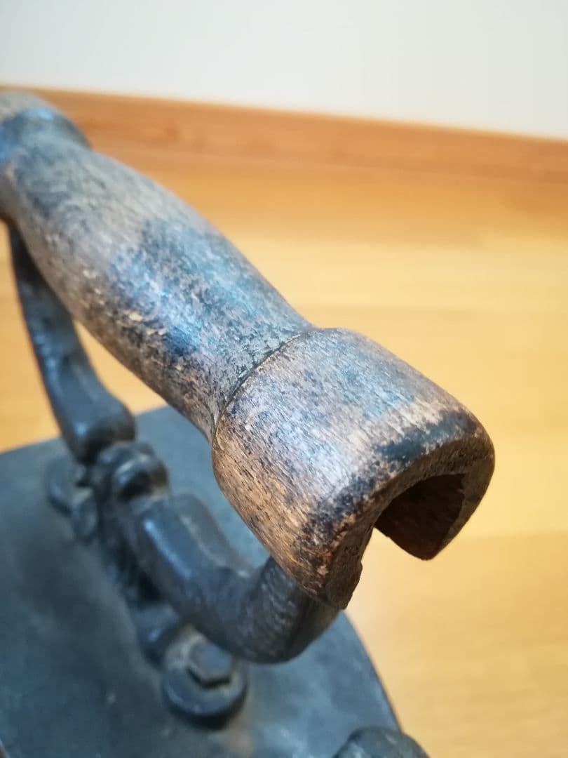 ✨骨董 アンティーク 鶏 アイロン♪