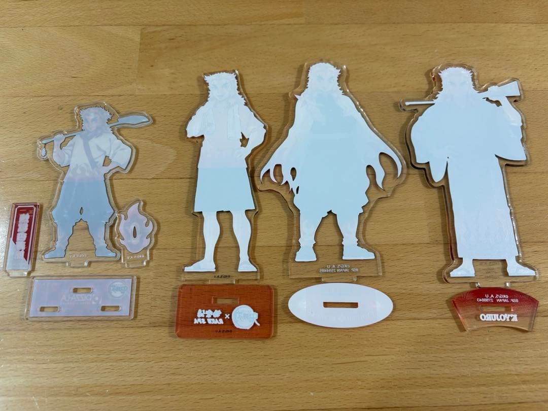 鬼滅の刃　煉獄杏寿郎　アクリルスタンド　4つセット