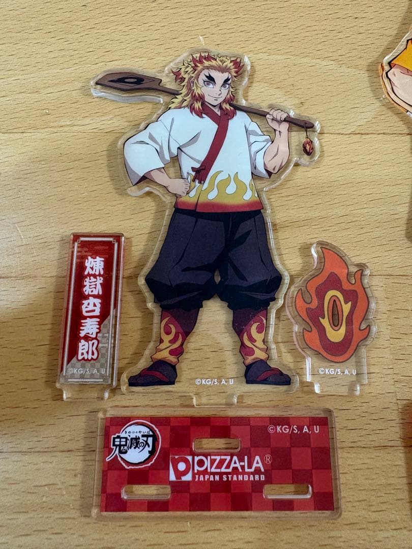 鬼滅の刃　煉獄杏寿郎　アクリルスタンド　4つセット