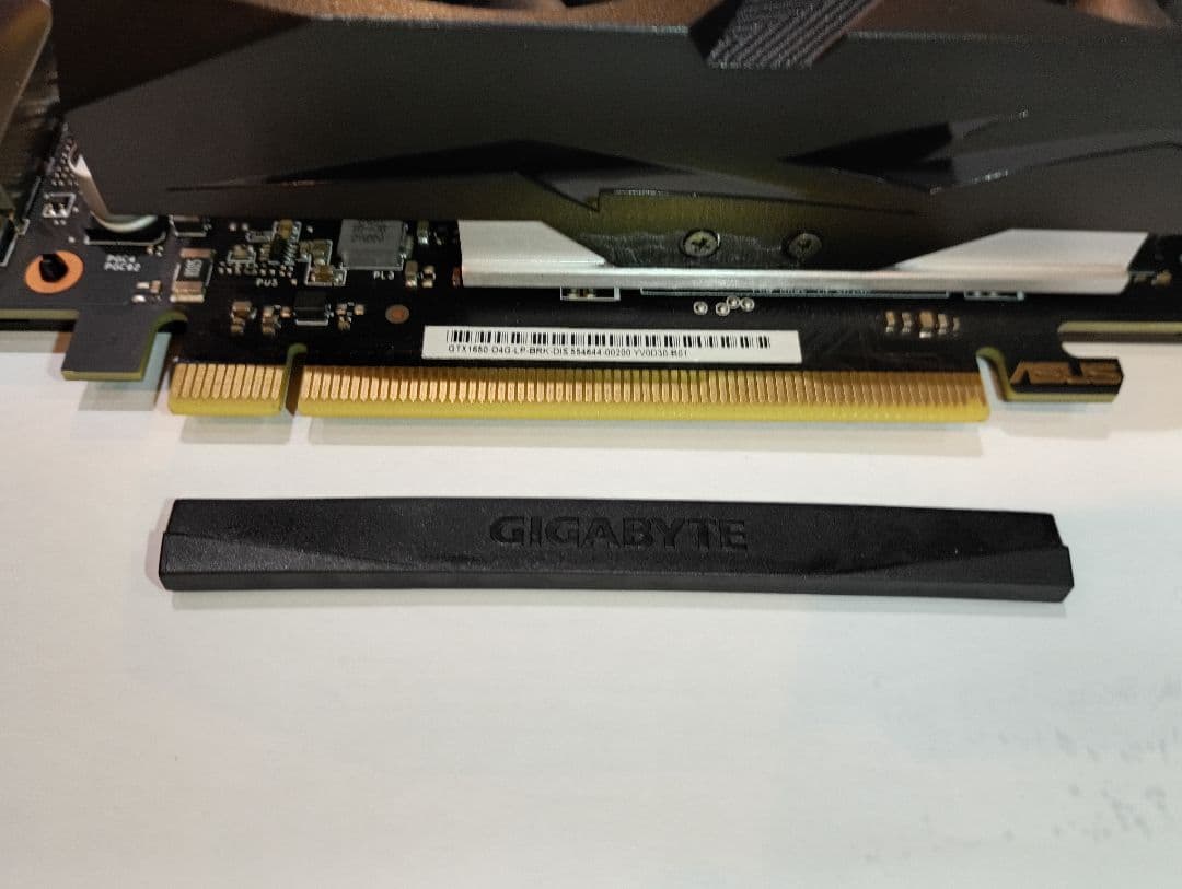 ASUS GTX1650 LP 美品 ロープロファイル 動作良好