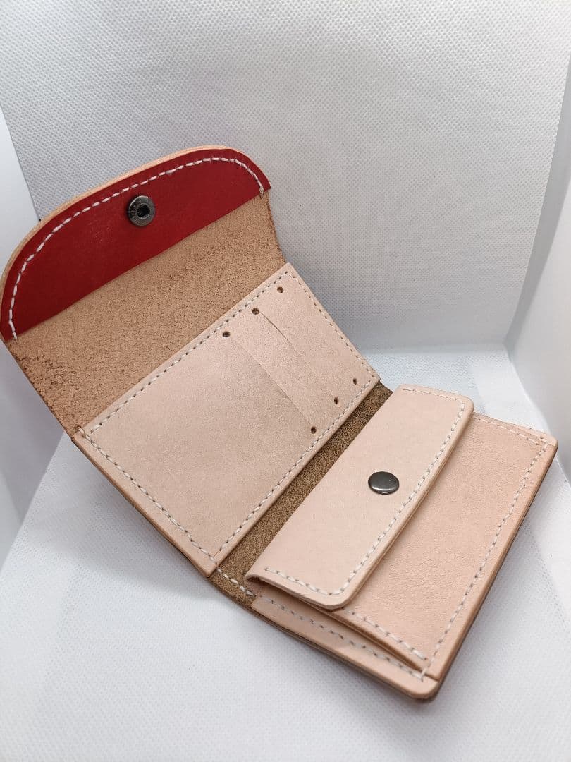 ミドルウォレット ブライドルレザー 赤 新品　ナチュラル　三つ折り財布エイジング