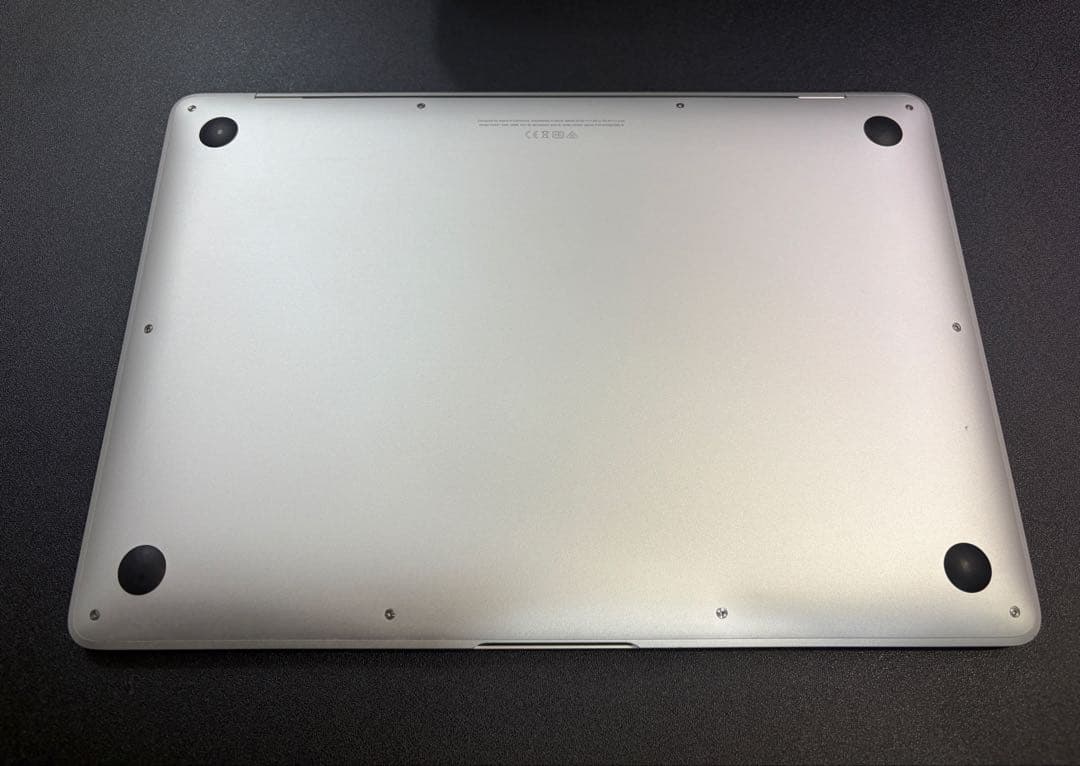 MacBook Air 2020 M1 8GB 512GBバッテリー容量85%
