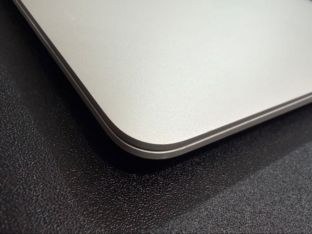 MacBook Air 2020 M1 8GB 512GBバッテリー容量85%
