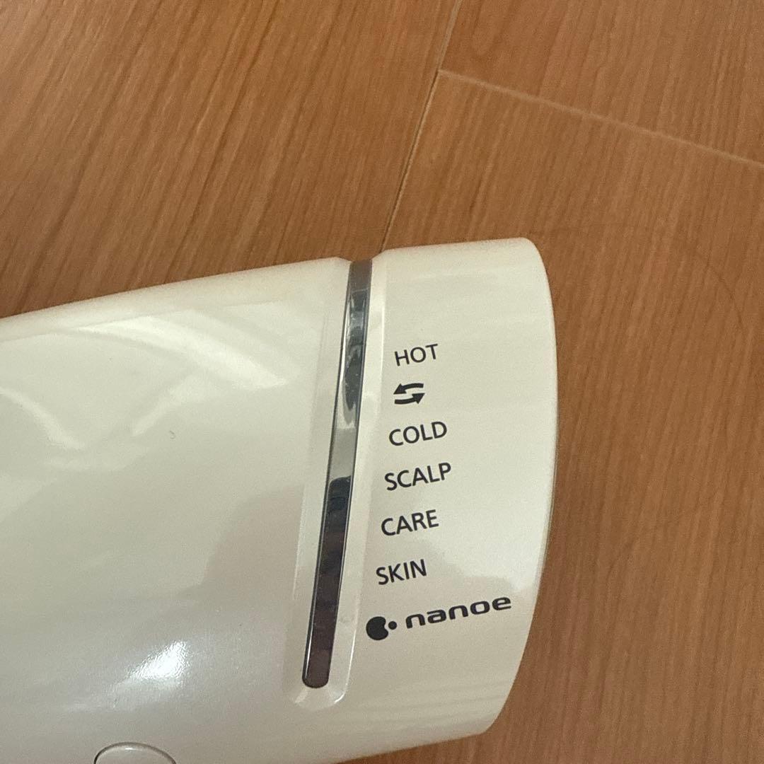 美品　Panasonic ナノイー ヘアドライヤー