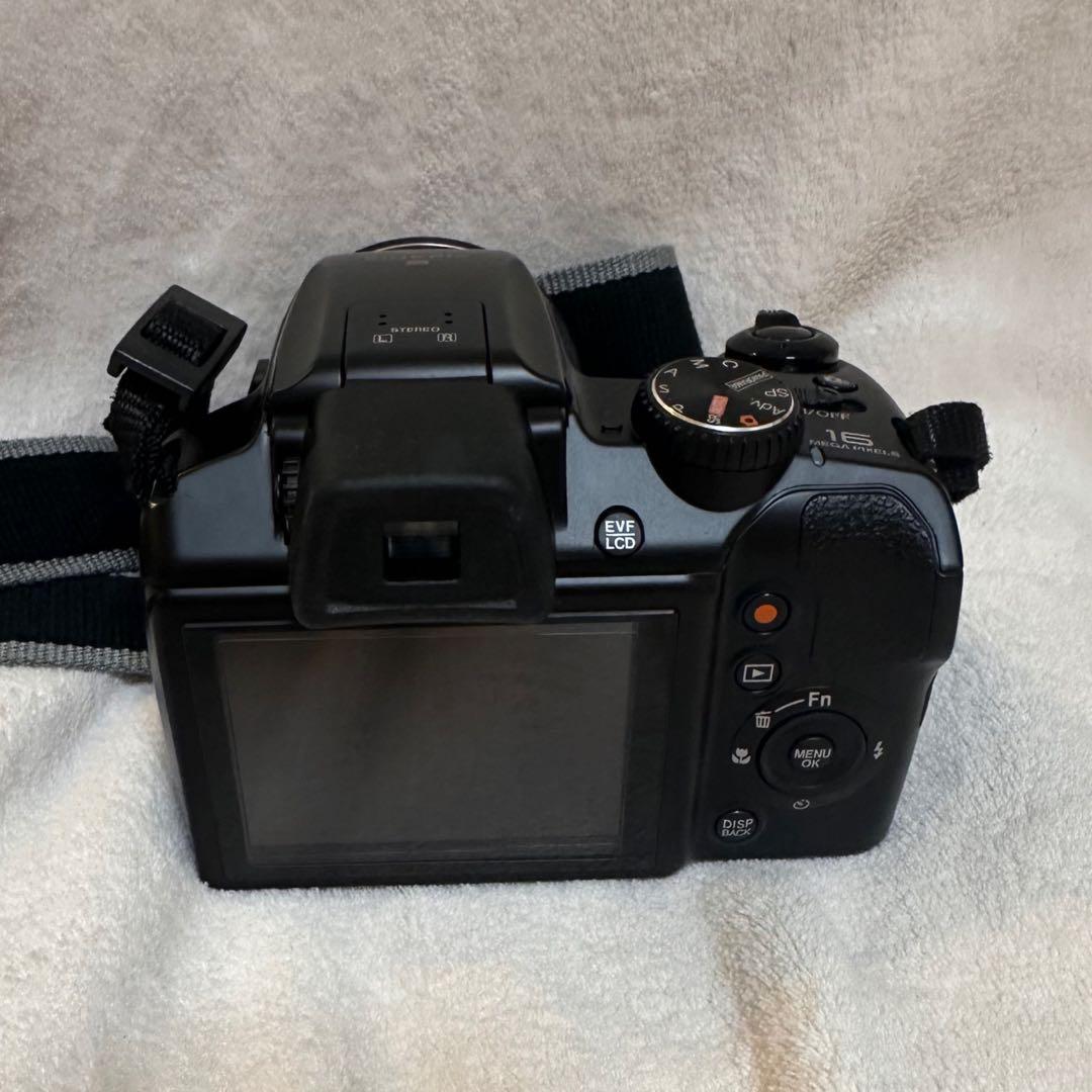 Fujifilm FinePix S8400 デジタルカメラ