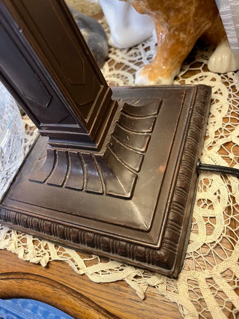 超大型　ヴィンテージステンドグラス花柄ランプ　グリーンカラー　高さ５７センチ程。