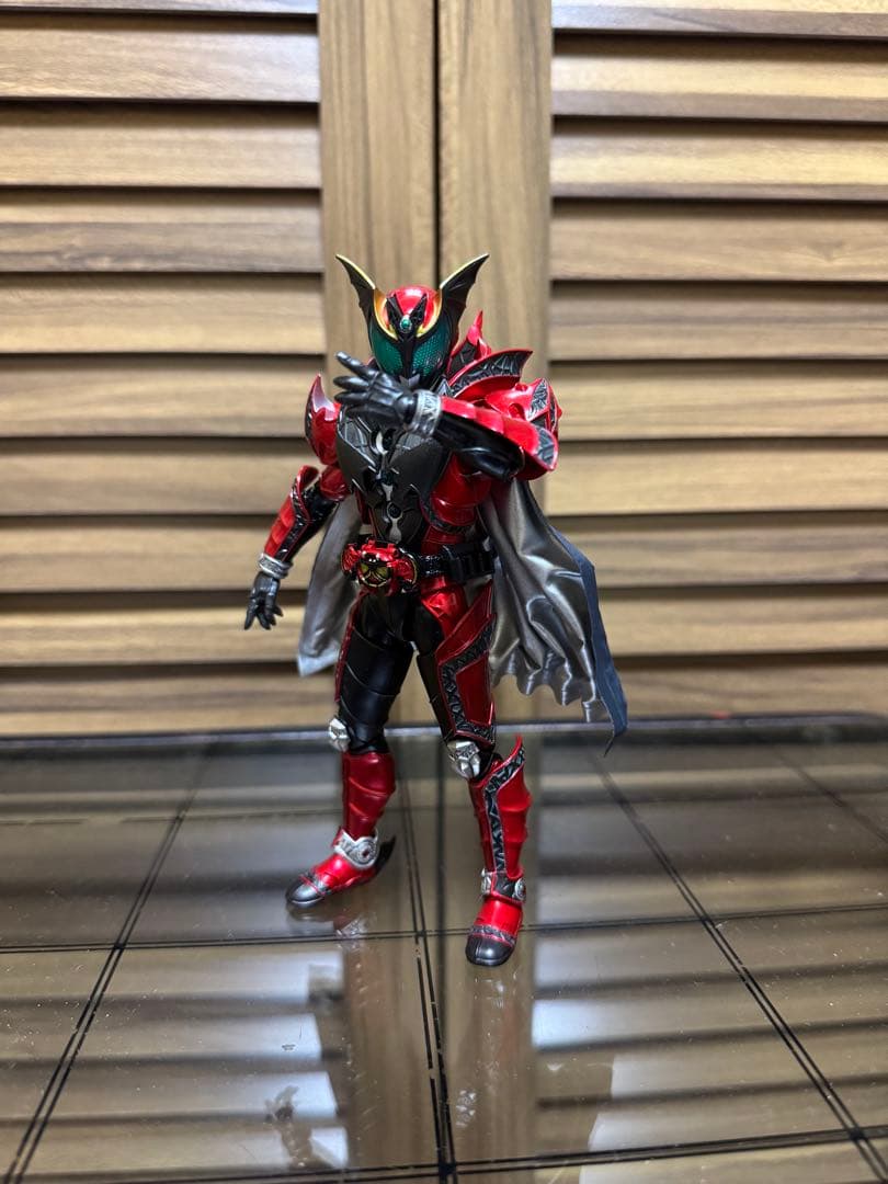 【真骨彫製法】仮面ライダーダークキバ