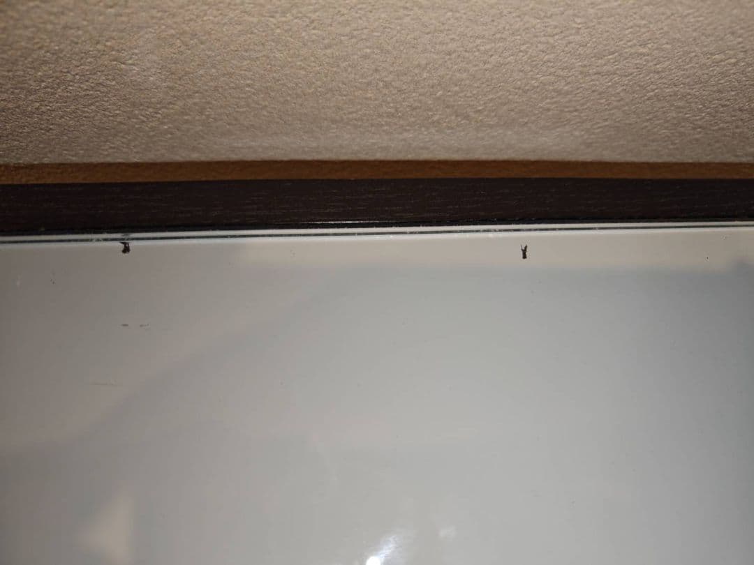 大塚家具 カルラシリーズ ガラストップサイドボード 幅180cm 定価40万弱