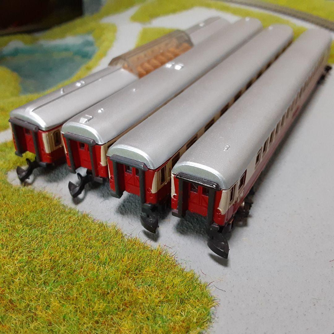 Maerklin（メルクリン）Zゲージ　客車4両　　室内灯点灯確認済