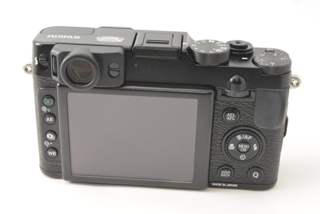 ■美品■フジフィルム　FUJIFILM X20