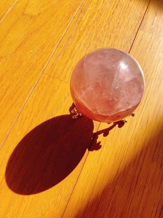 ピンク フローライト マイカ スフィア 天然石 置物