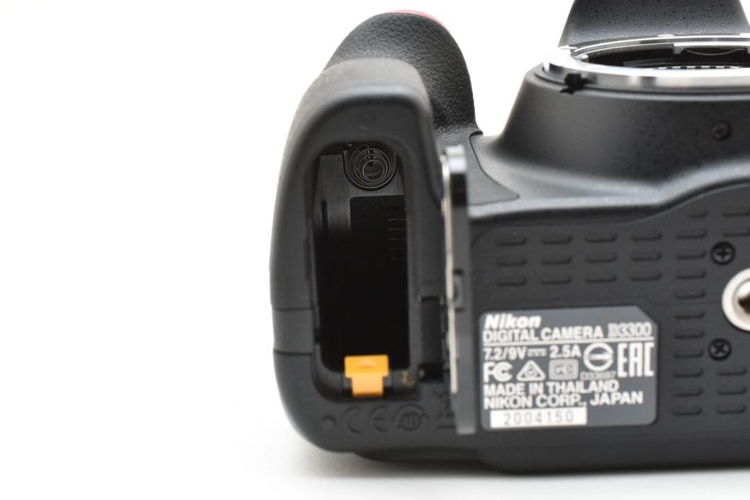 超美品 NIKON ニコン D3300 ショット枚数 196枚 M495