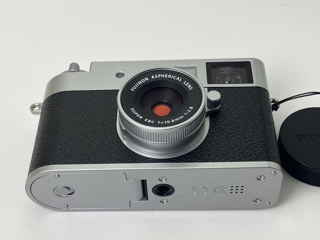 【返品保証・美品】FUJIFILM X-Half 限定モデル シルバー