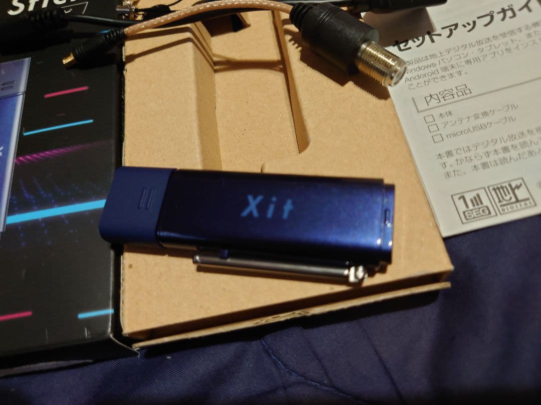 美品PIXELAモバイル録画対応テレビチューナー XIT-STK100 BLUE
