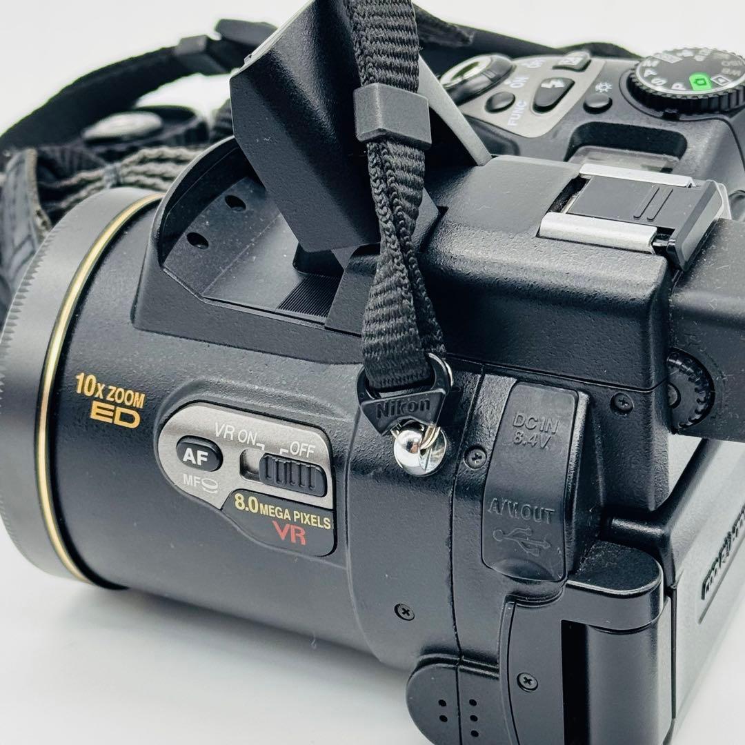 ニコン　クールピクス　COOLPIX8800