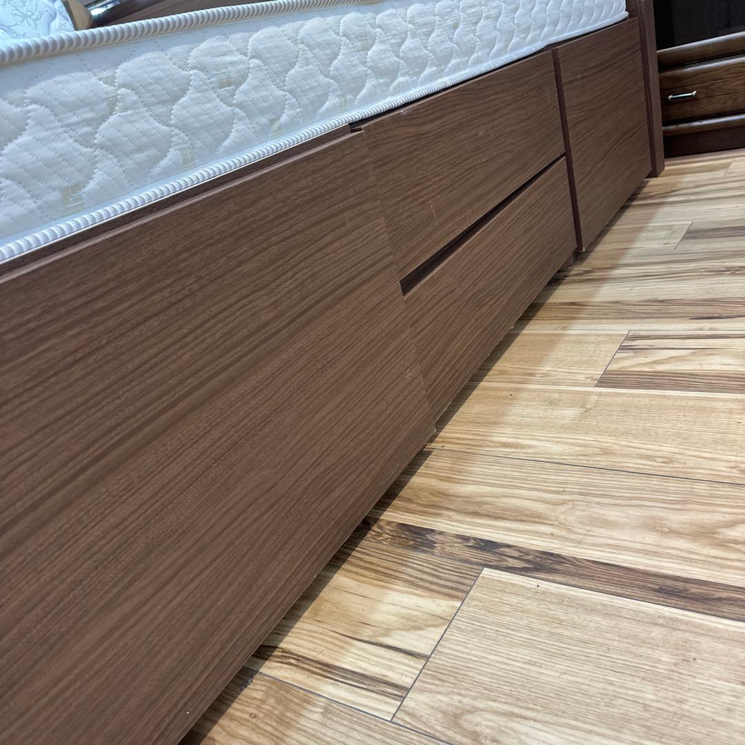 ニトリ　定番　引き出し付き　コンセント付き　マットレス付きシングルベッド