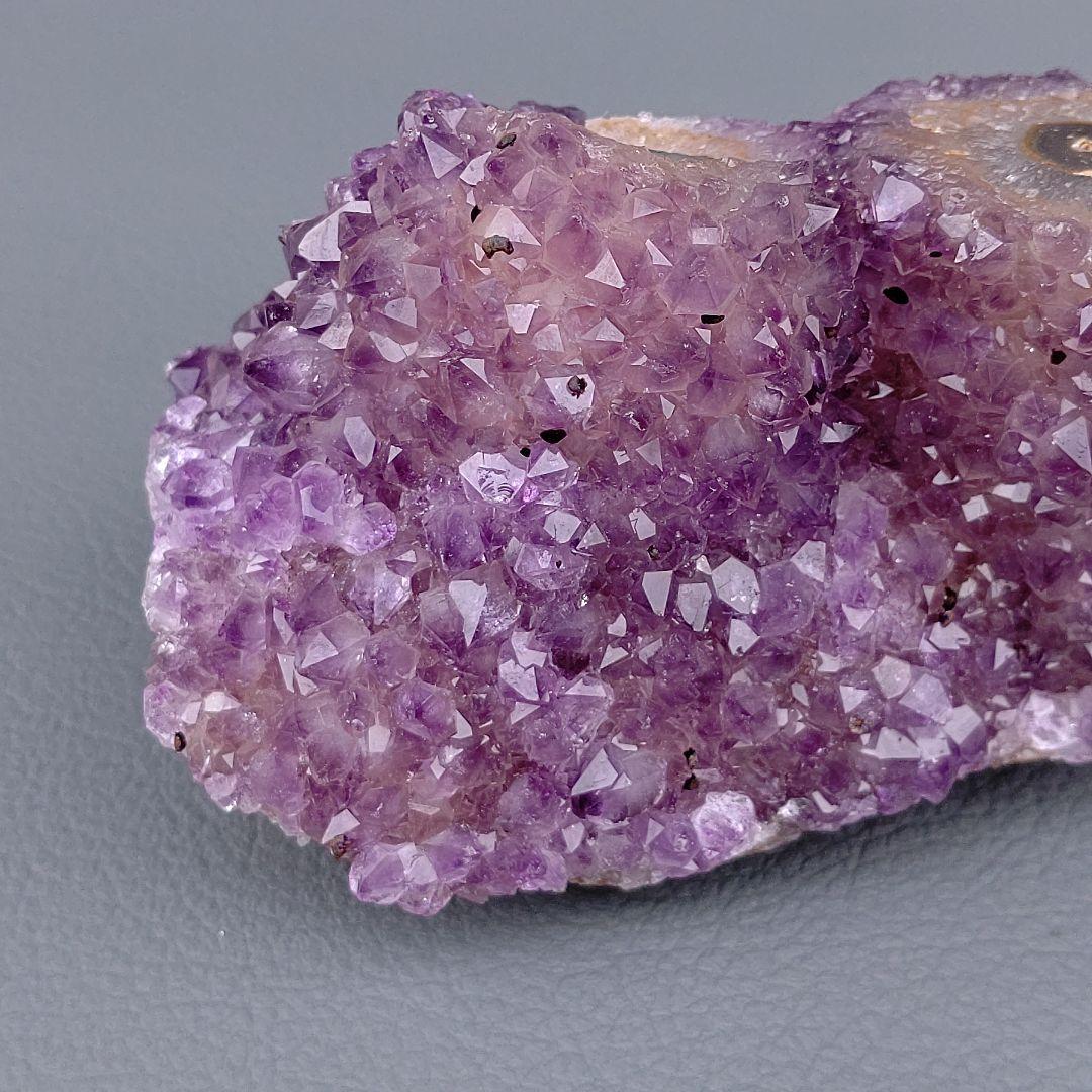 ウルグアイ産　アメジスト フラワー 印象的な同心円　クラスター　母岩付き　花