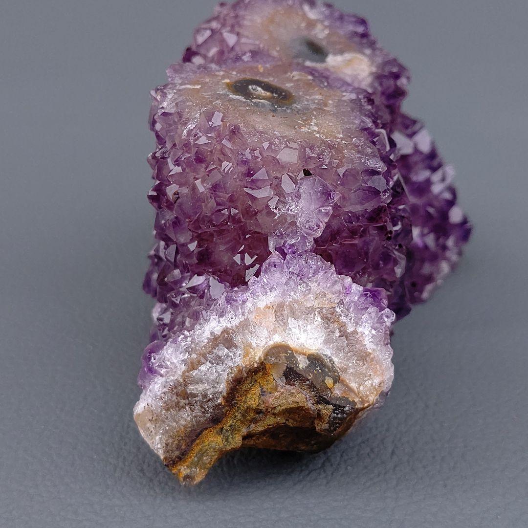 ウルグアイ産　アメジスト フラワー 印象的な同心円　クラスター　母岩付き　花