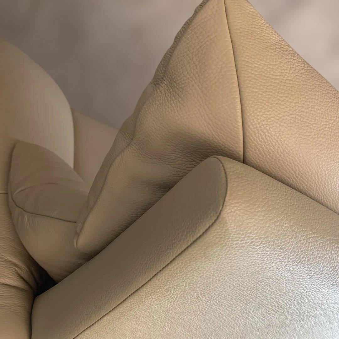 極美品カリモク29万クラウド本革張り2.5人掛レザーソファアイボリー