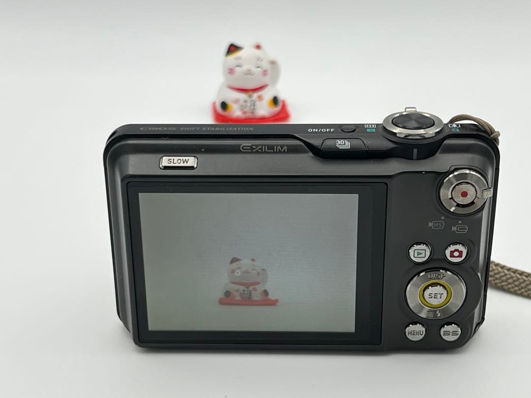 デジタルカメラ CASIO EXILIM EX-FC100