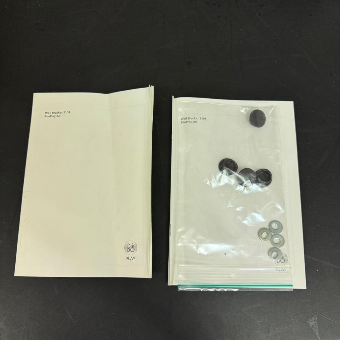 ☆未使用　BEOPLAY A9　WALL BRACKET　バング＆オルフセン