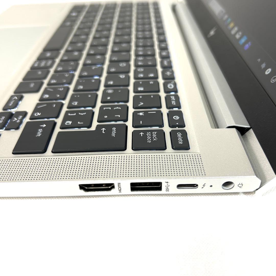 超美品 HP EliteBook 630 G10 i7 512GB 16GB