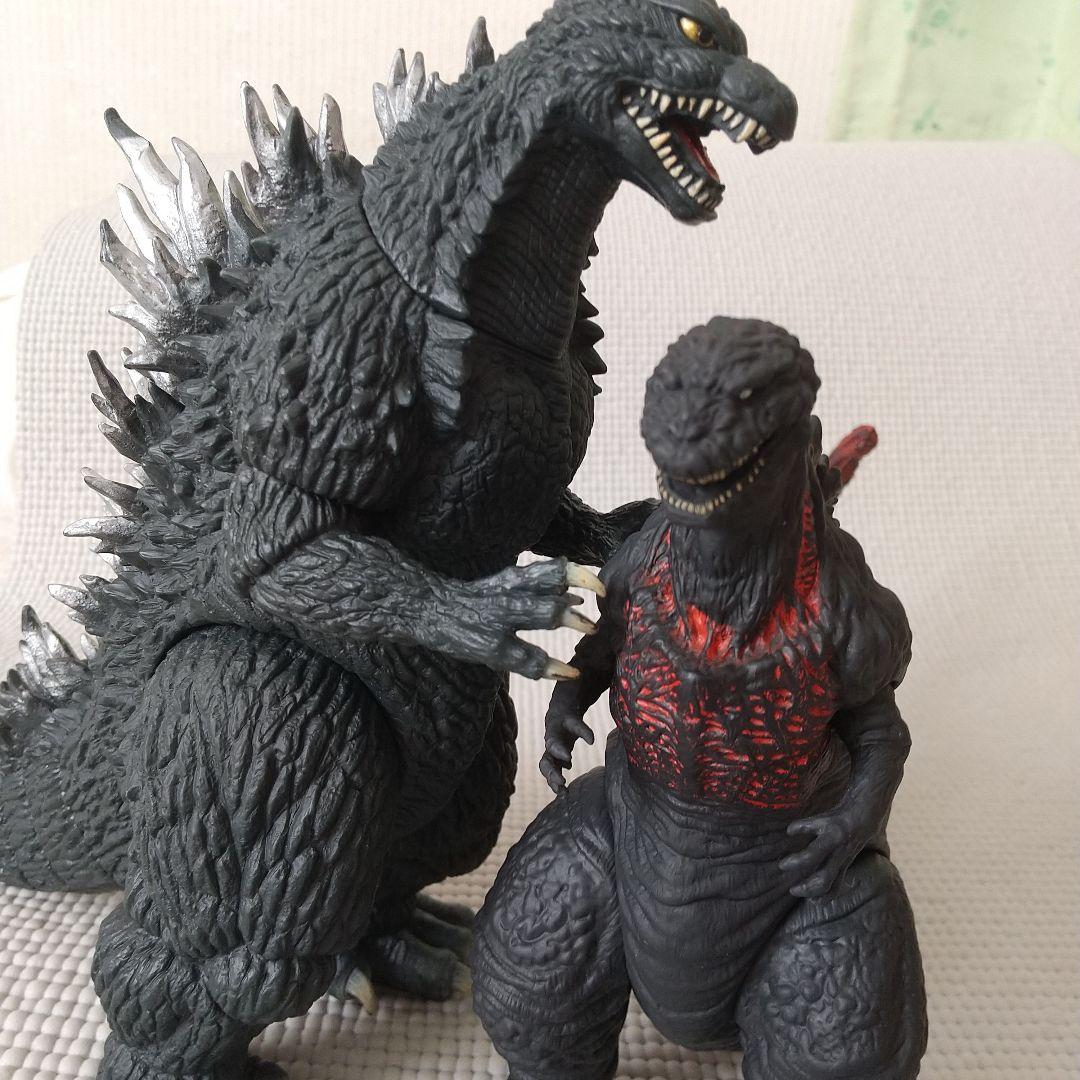 ゴジラ10体〈ゴールド/シルバー/新旧対決/ピンク/巨大異形/富士山〉ソフビ