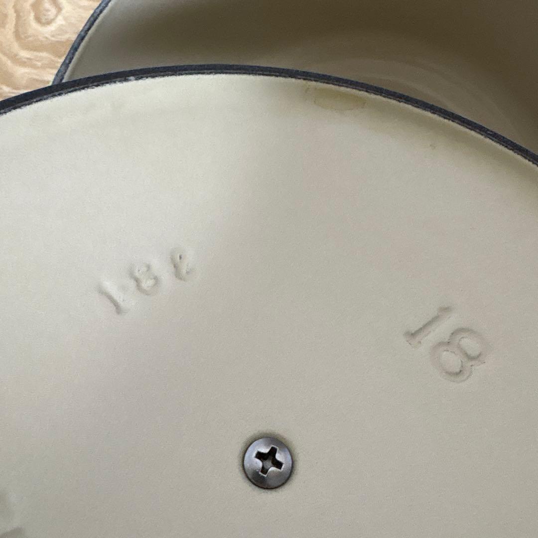 LE CREUSET　ココット ロンド フルーツグリーン♡ 18cm