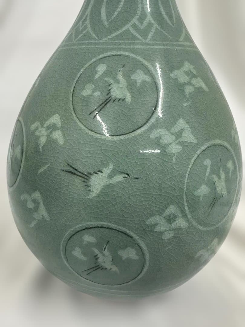 【極美品】芸林陶芸研究院 申鉉喆 高麗青磁 象嵌雲鶴文 花瓶 共箱 栞付き