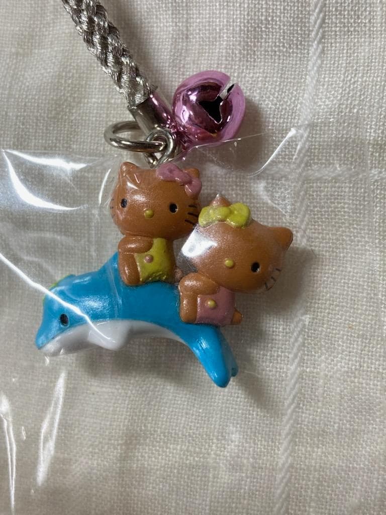 【激レア】2004年 キティ＆ミミィ 日焼け　イルカ　根付ストラップ