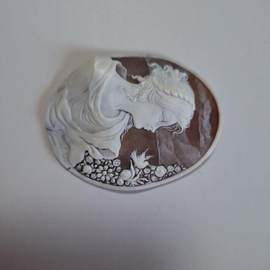カメオのルース　巨匠ジェンナーロ　ガロファロ作　7cm