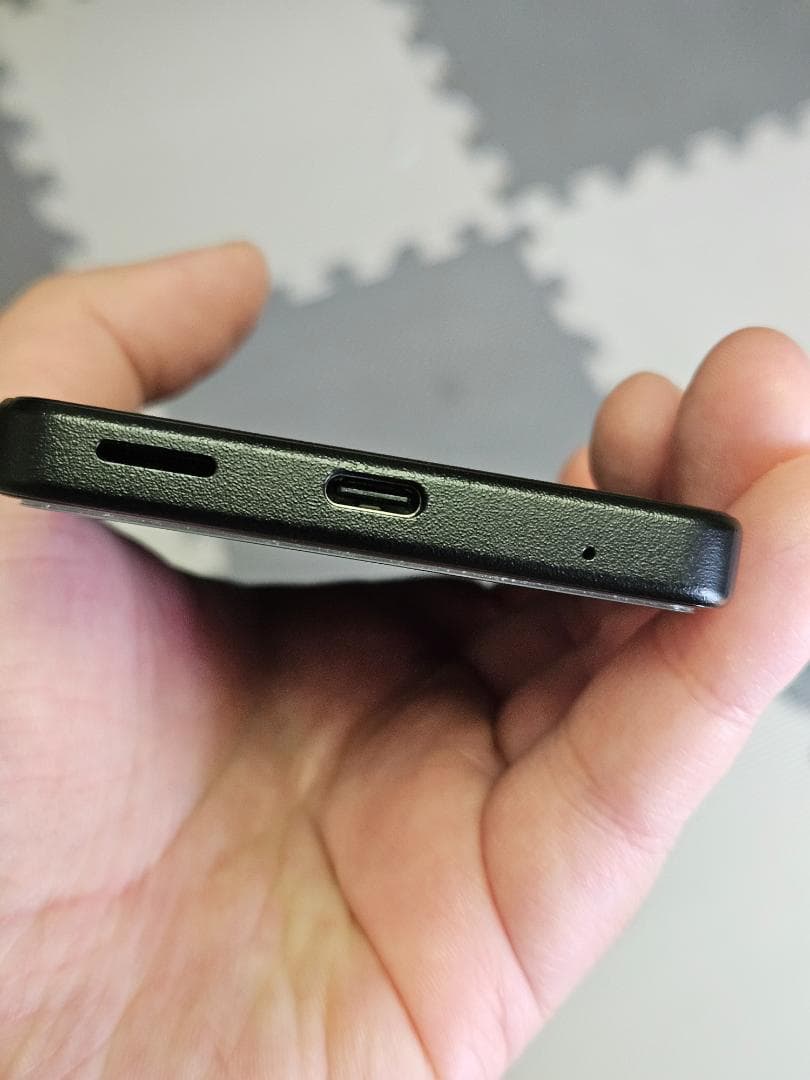 Xperia Ace III SIMフリー + ケース docomo版