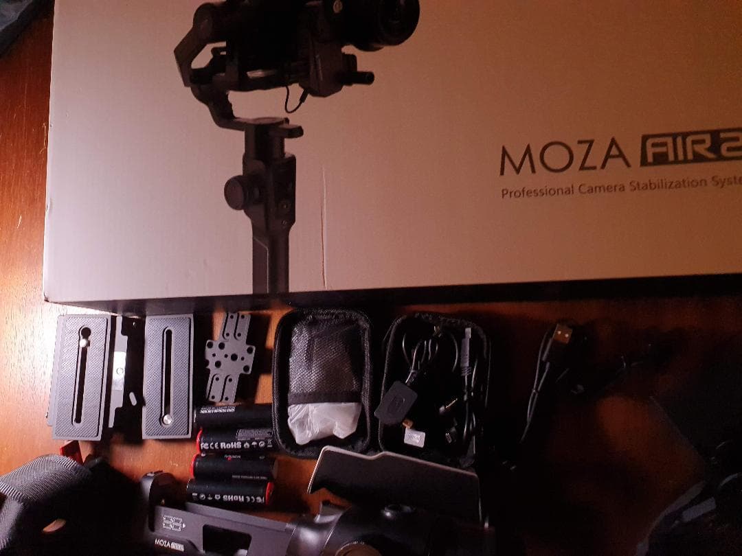 MOZA Air 2＋ハンドルおまけ 3軸ジンバル スタビライザー 中古完動品
