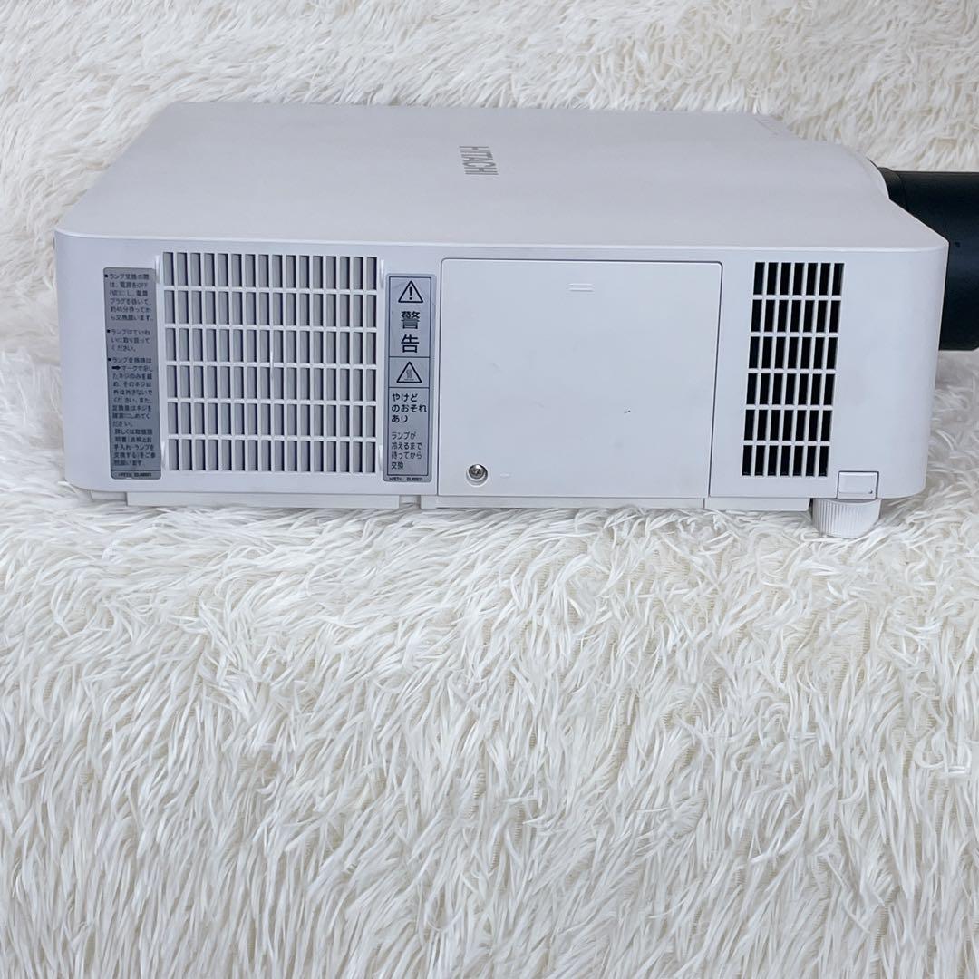 HITACHI CP-X8150 プロジェクター