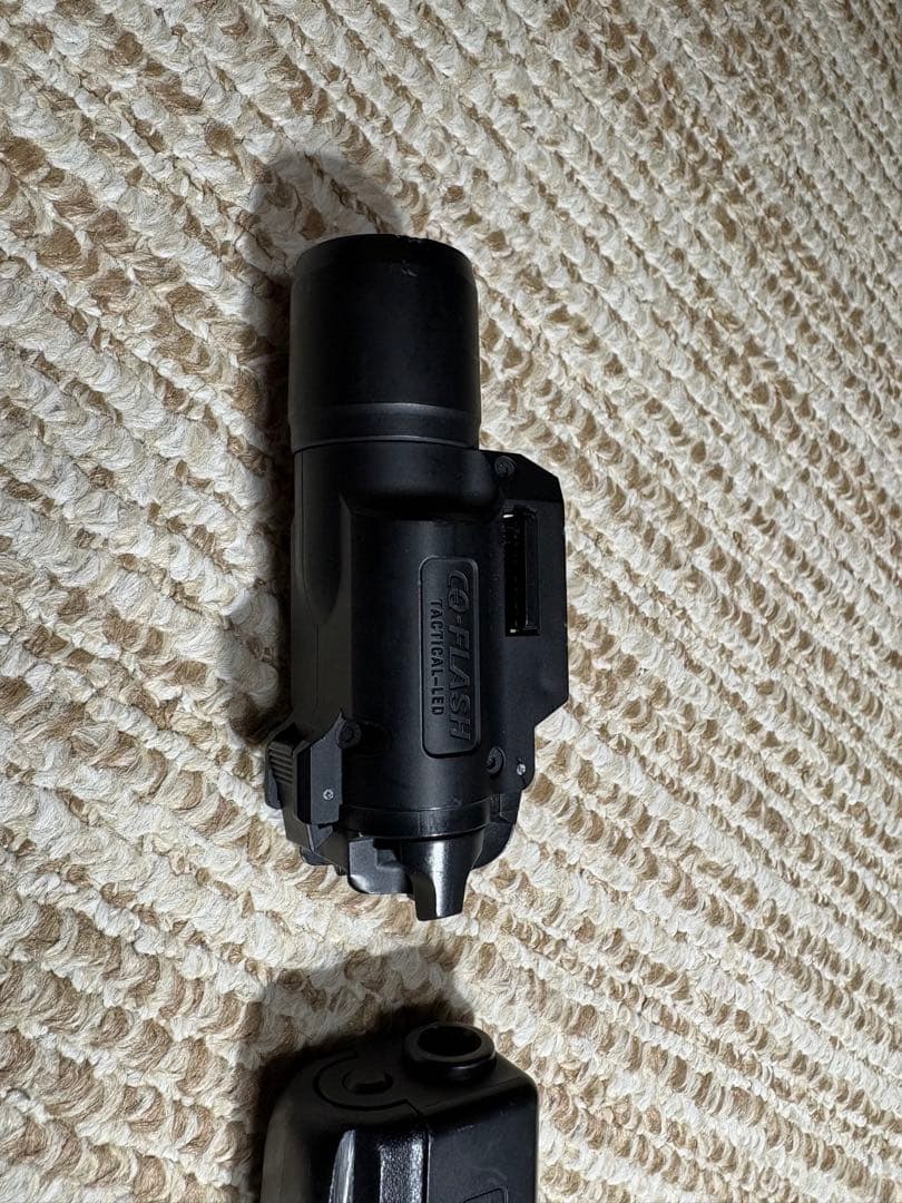 GLOCK 18C 電動ガン 東京マルイCQフラッシュ付き『コスプレ用で購入』