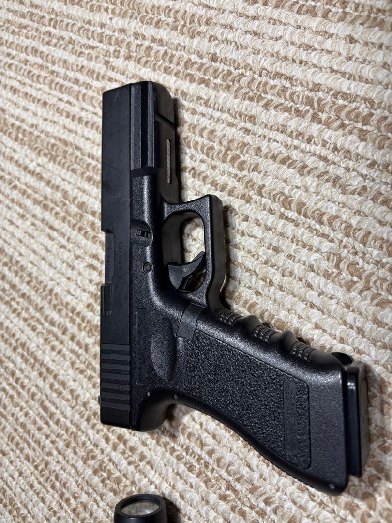 GLOCK 18C 電動ガン 東京マルイCQフラッシュ付き『コスプレ用で購入』