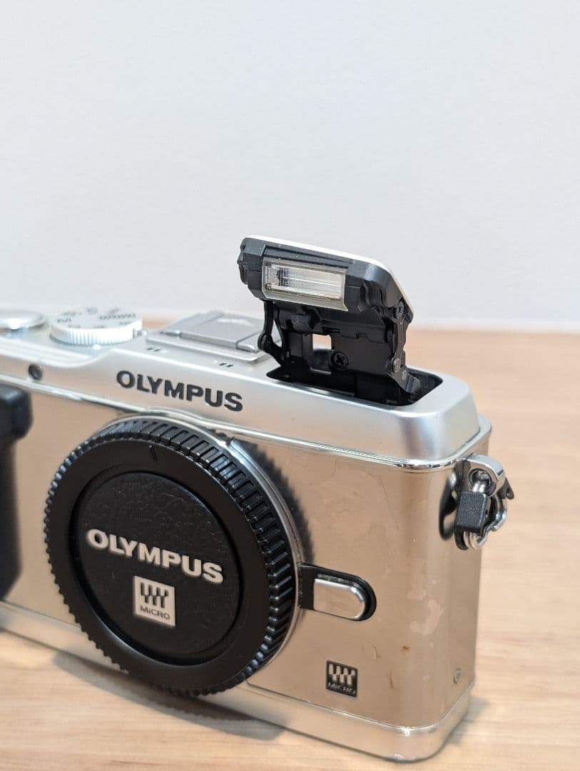★本日限定特価★【動作確認済】OLYMPUS PEN E-P3　オリンパス