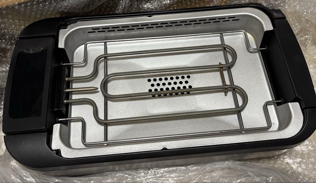 調理中の煙を９４％削減！　山善　煙の少ない焼肉グリル　YGMC-FXT130-B