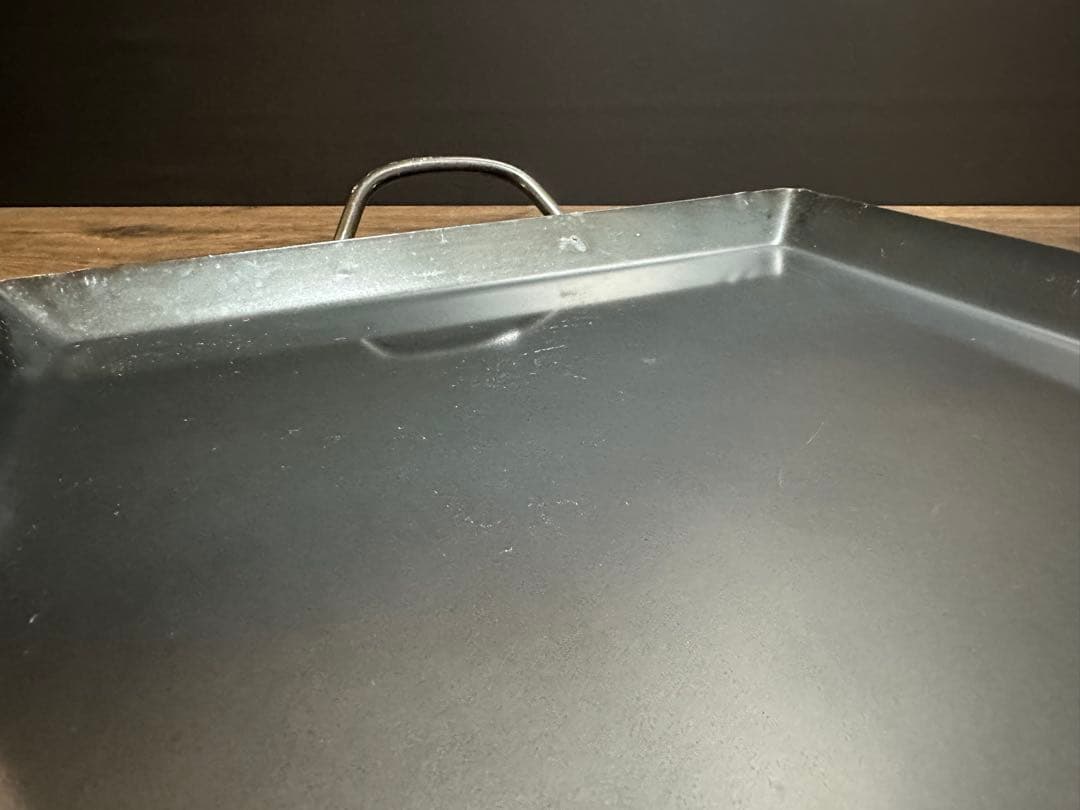 鉄板　大サイズ　66.5cm x 40cm 網　２枚